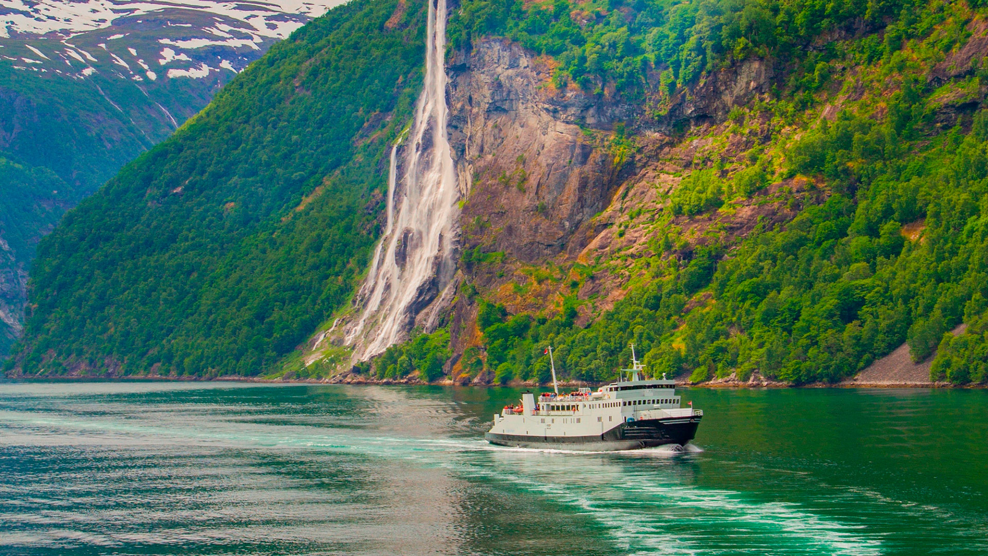 Descubra Fjords