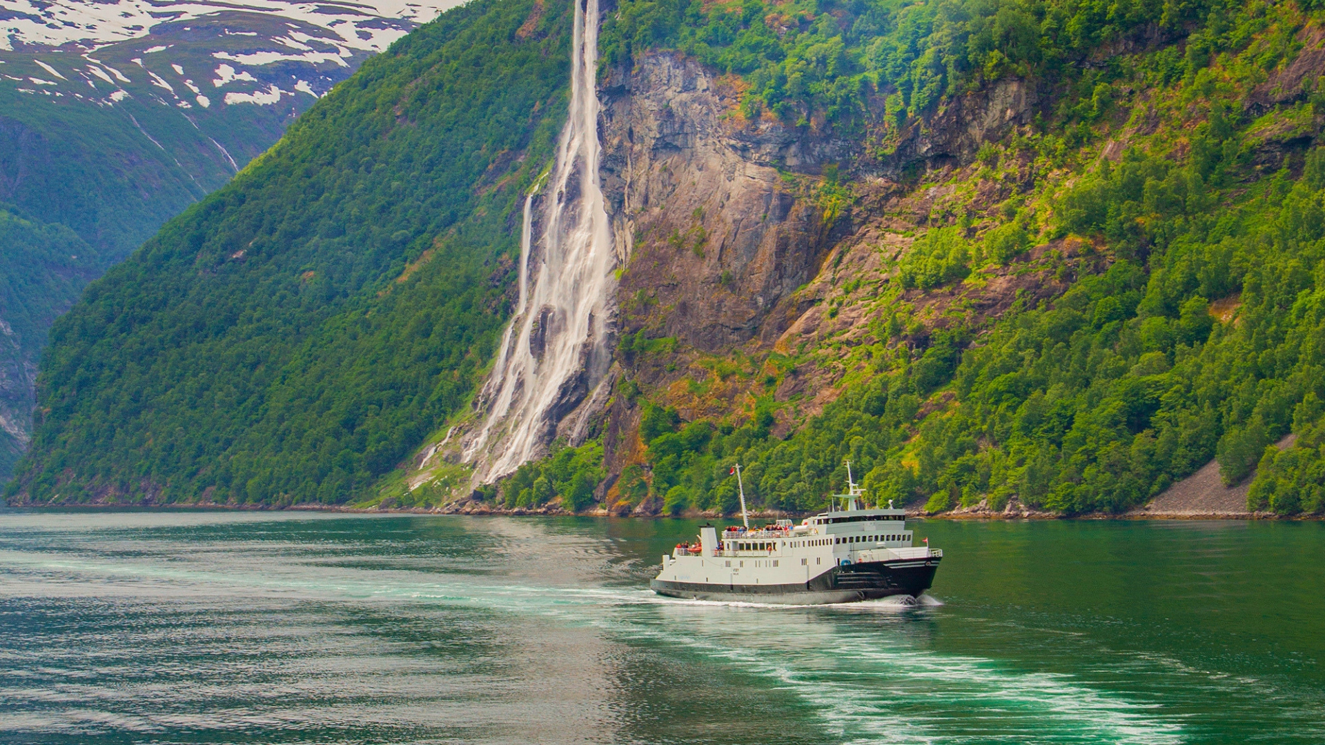 Descubra Fjords