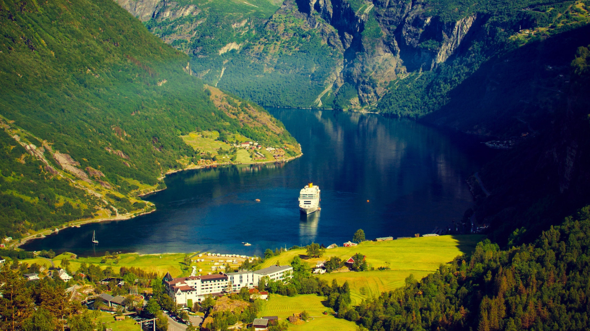2 Capitais e o Melhor dos Fiordes Noruegueses